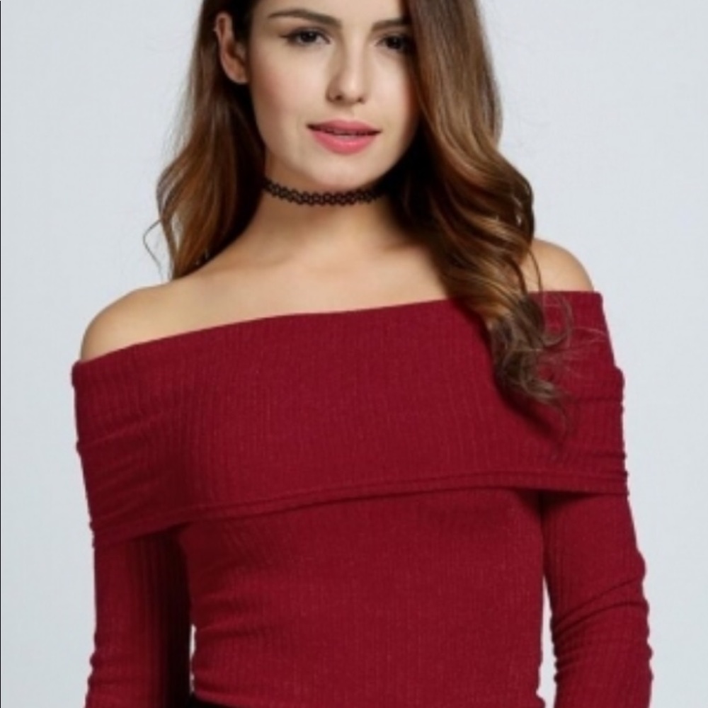 Off the shoulder long sleeve shirt